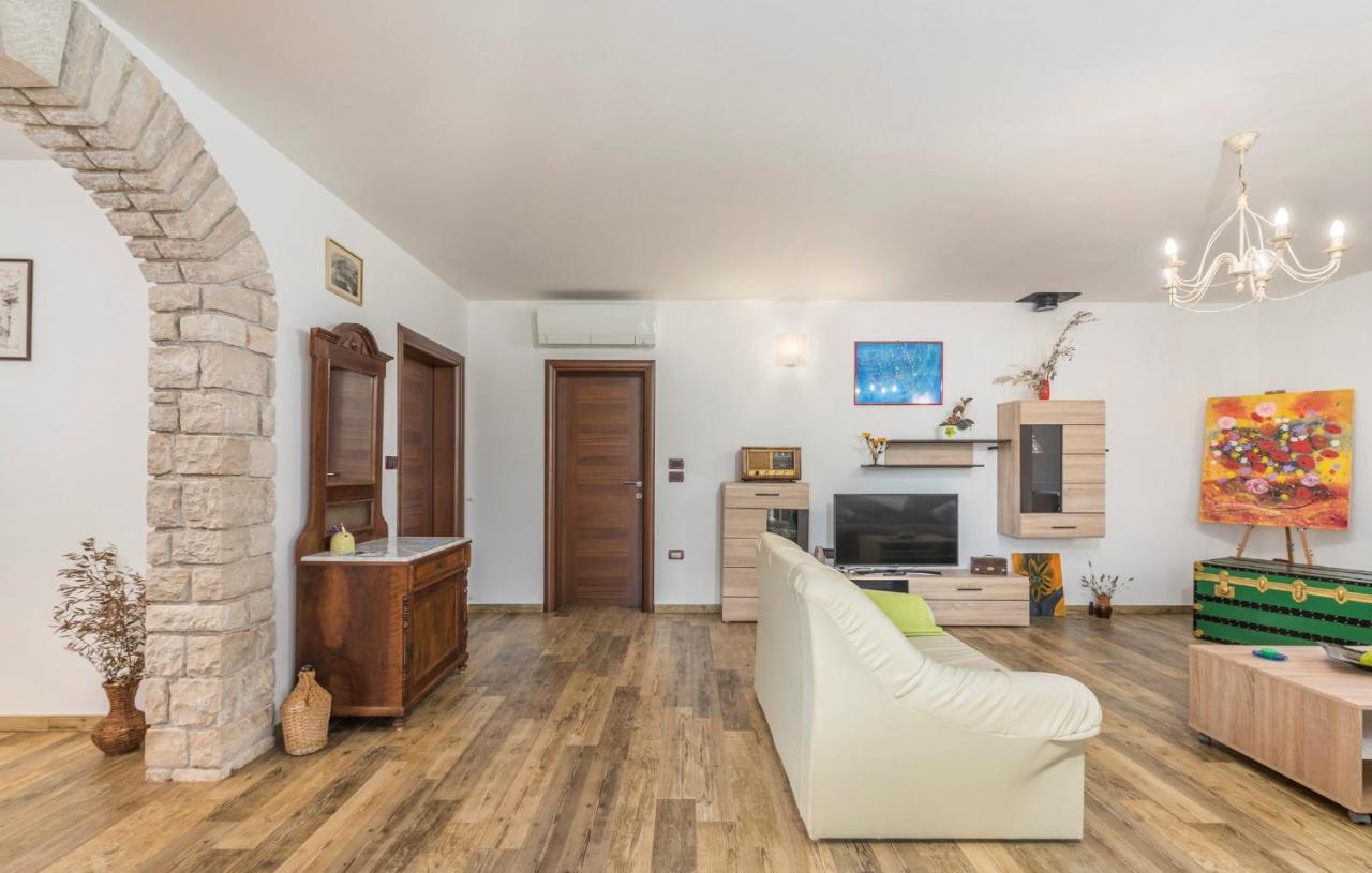 Villa Mirabella Umag Exterior foto