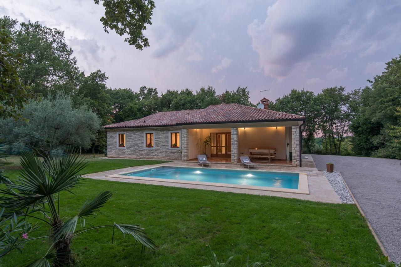 Villa Mirabella Umag Exterior foto